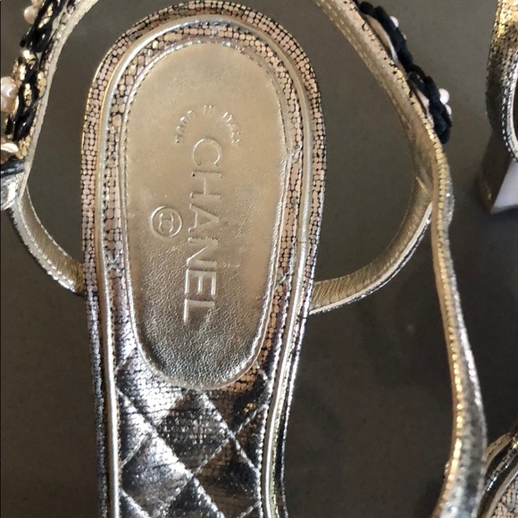 Women’s shoes - Picture 2 of 5